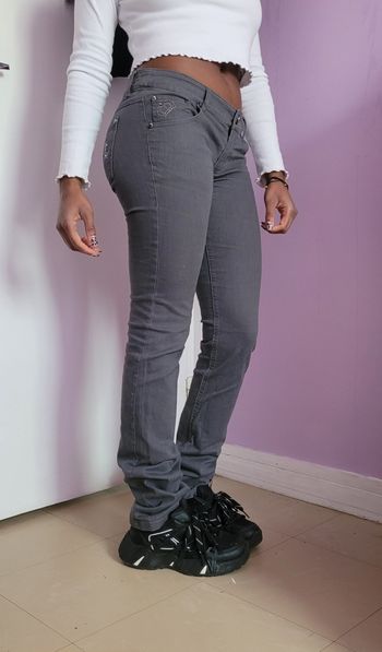 Jean taille basse gris avec strass