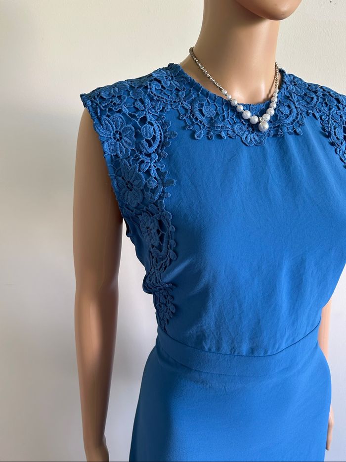 Robe longue bleue neuve avec dentelle BGN Workshop taille 38 - photo numéro 4