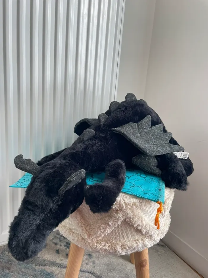 Peluche Jellycat Onyx Dragon HUGE 🐉🖤 - photo numéro 13