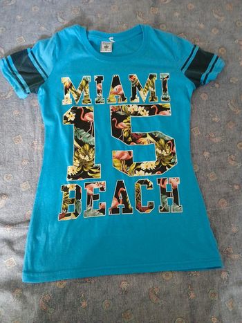 Tee shirt exist