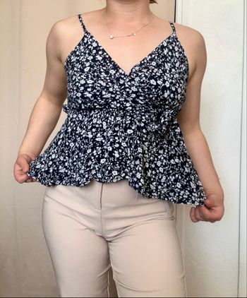 Top croisé motif floral 