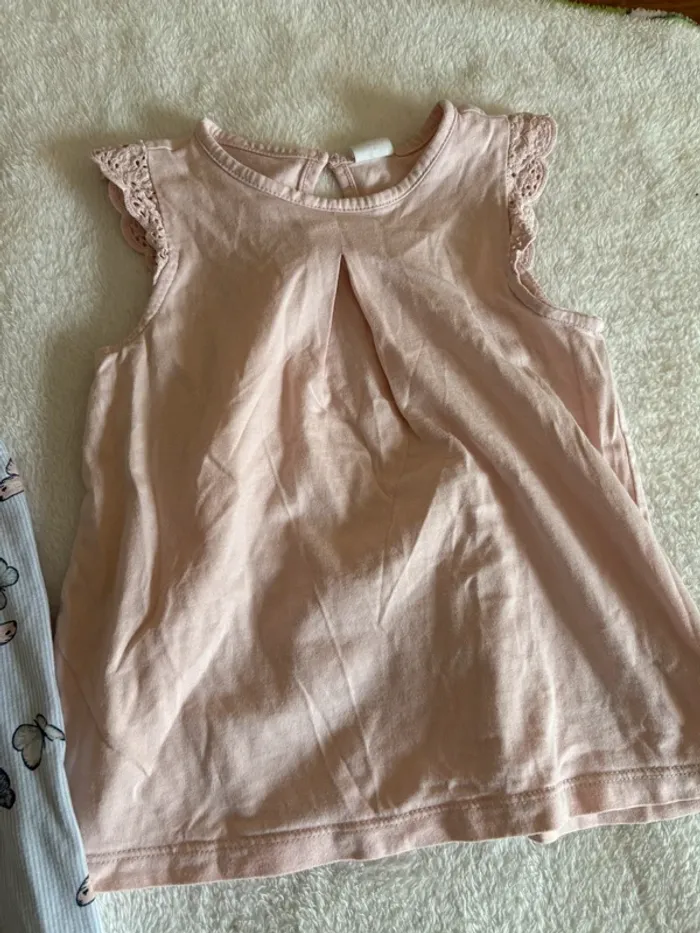 Ensemble H&M fille 2-3 ans (98 cm) Haut rose & legging papillons taille grand - photo numéro 4