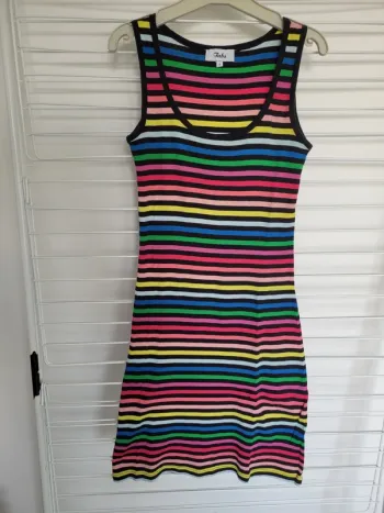 Robe sans manches S