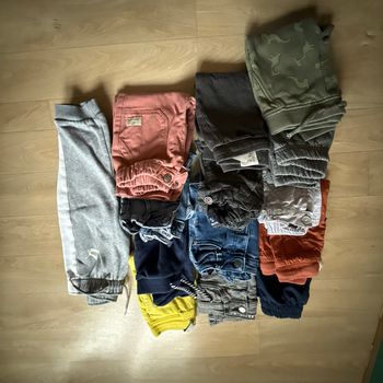 Lot 14 pantalons