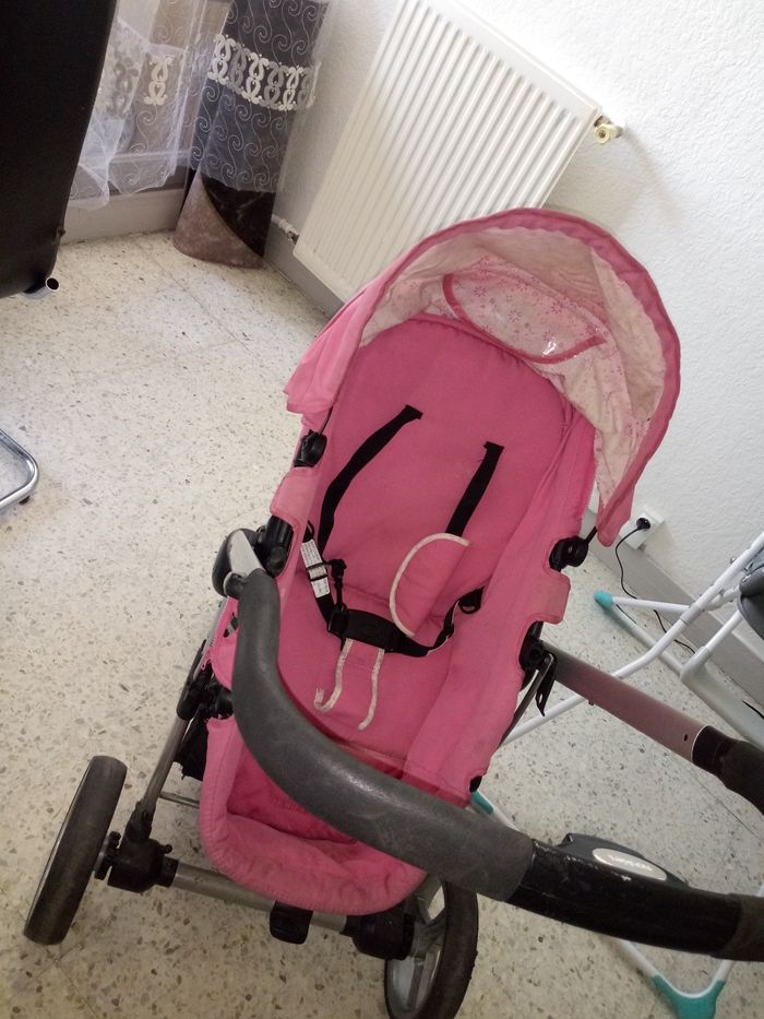 Poussette - photo numéro 2