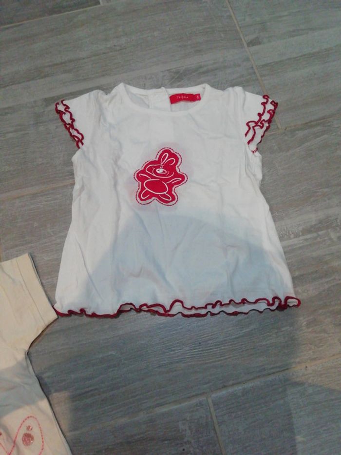 2 T-shirts 12 mois fille - photo numéro 5
