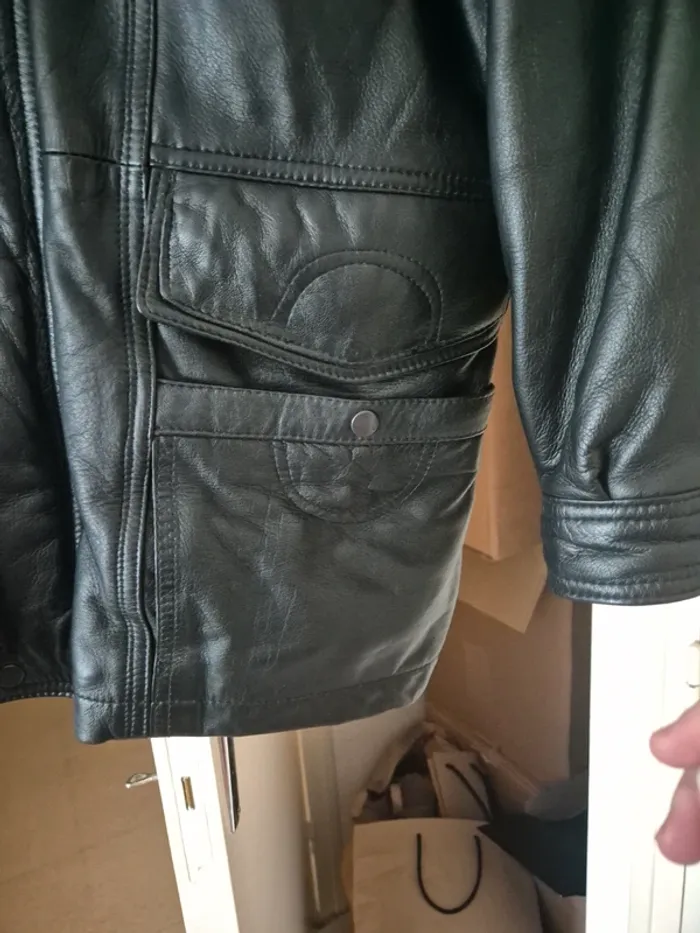 Manteau en cuir - photo numéro 4