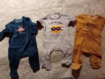 3 pyjamas 3 mois