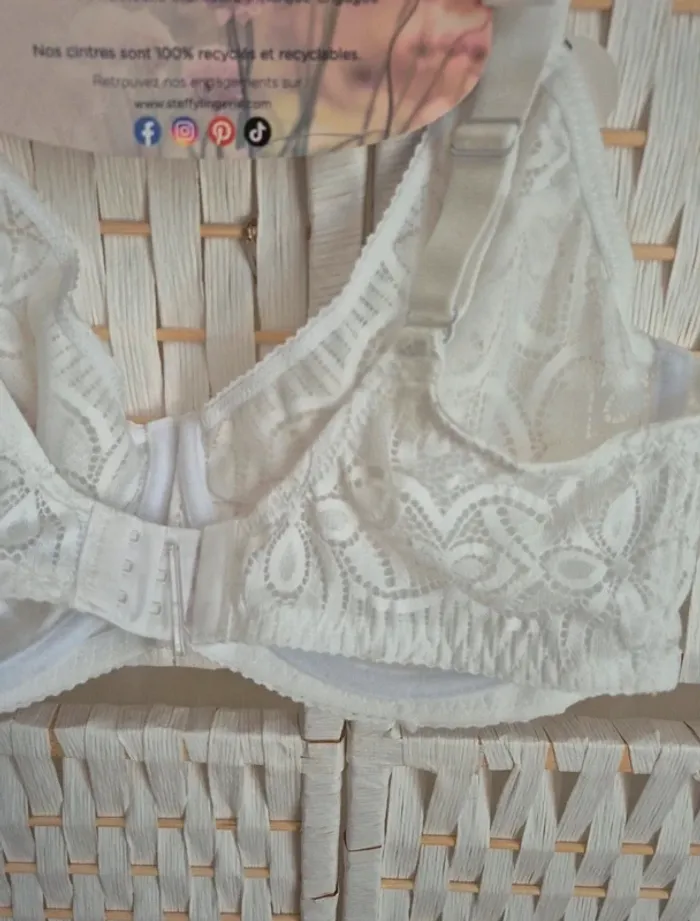 💕Jolie soutien-gorge dentelle avec armatures femme T95E steffy 💕 - photo numéro 7