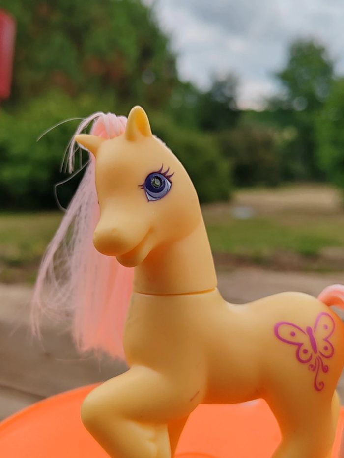 My little pony g2 - butterfly - photo numéro 2