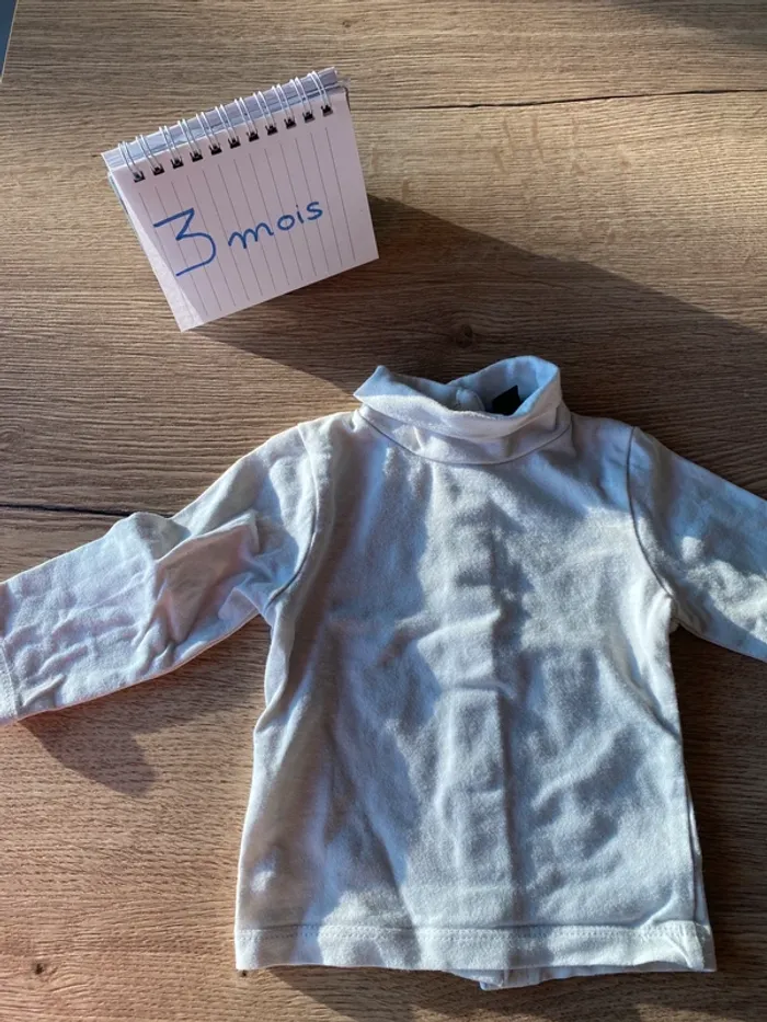 T-shirt manches longues 3 mois