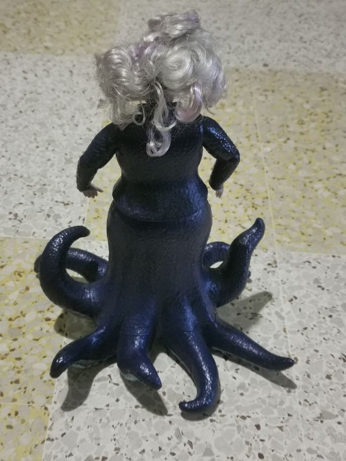 Poupée Ursula disney - photo numéro 3