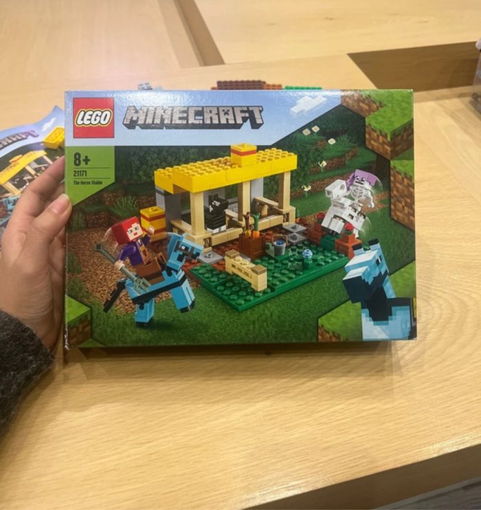 Lego Minecraft 21171 : l’écurie - photo numéro 4
