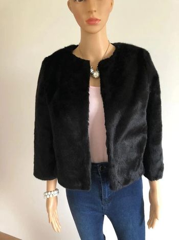 Veste noire courte neuve en fausse fourrure Morgan taille 38 (valeur 89€)