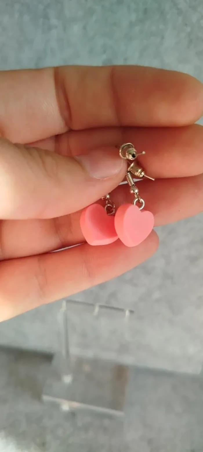 🍄 Boucles d’oreilles ▪ cœur rose mat - photo numéro 3
