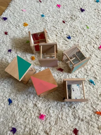 Cubes en bois avec miroir Kiko+ and gg*