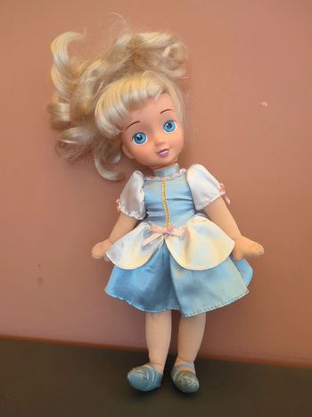 poupée Disney  cendrillon