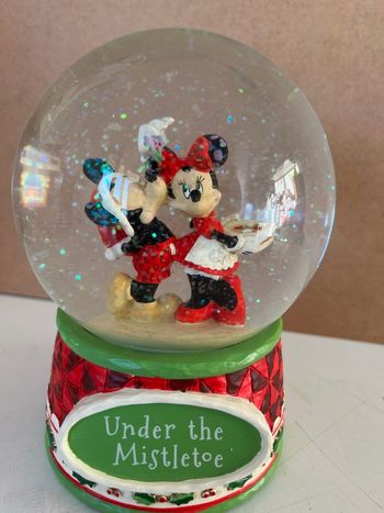 Boule à neige Mickey et Minnie