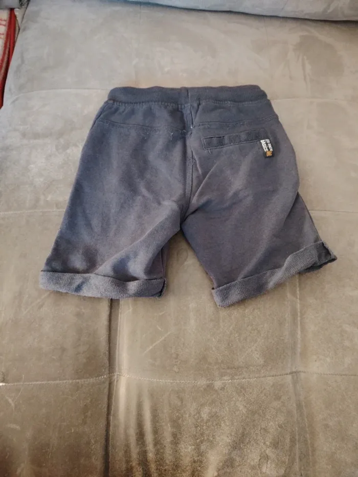 Lot shorts 5 ans - photo numéro 8