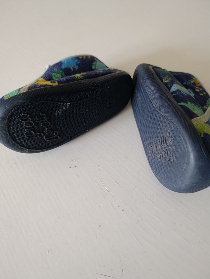 Chaussons pointure 21 - photo numéro 2