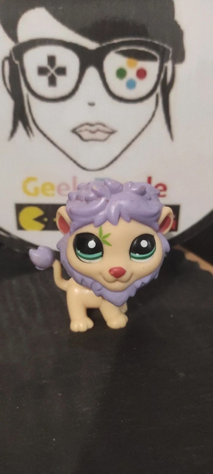 Littlest Petshop LPS Pet Shop lion 2084 Violet Authentic Authentique Hasbro