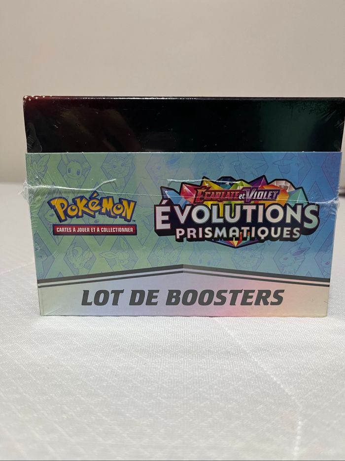 Pokemon Display Bundle 8.5 Évolution Prismatique - photo numéro 2