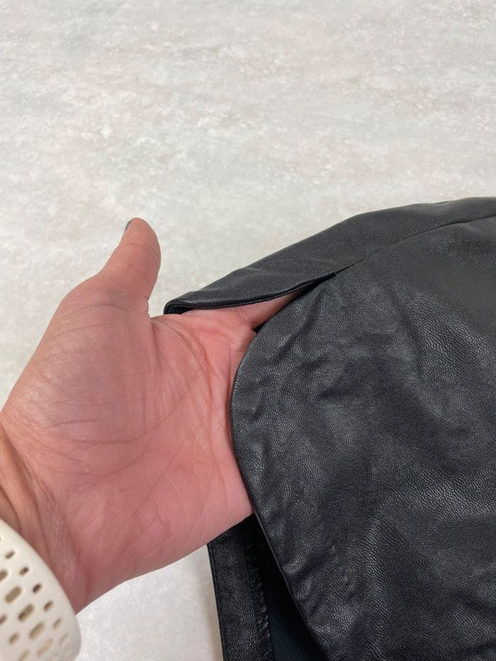 Short H&M simili cuir mat 36 - photo numéro 4