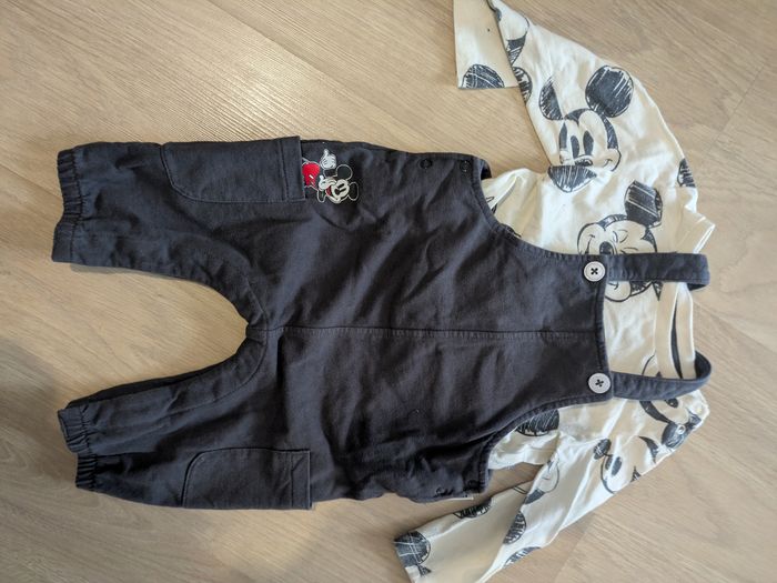 Ensemble salopette mickey