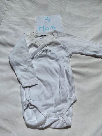 Bodie tacher taille 3 mois