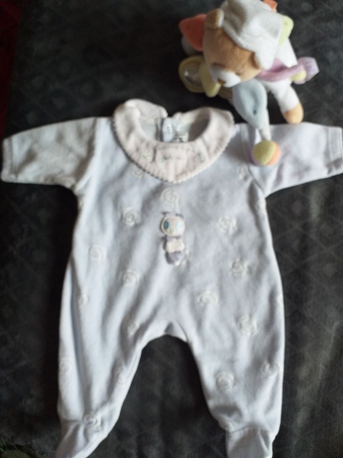 Pyjama garçon 0 mois état neuf sucre d'orge