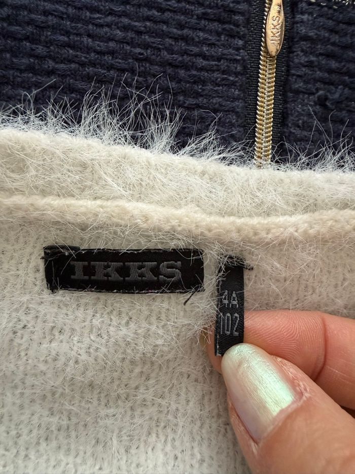 Lot de 4 pulls fille - 4 ans - parfait état - photo numéro 5