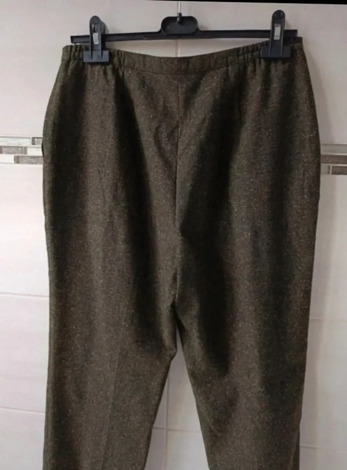 Pantalon Griffon frères vintage 
60% laine, t.44 - photo numéro 2