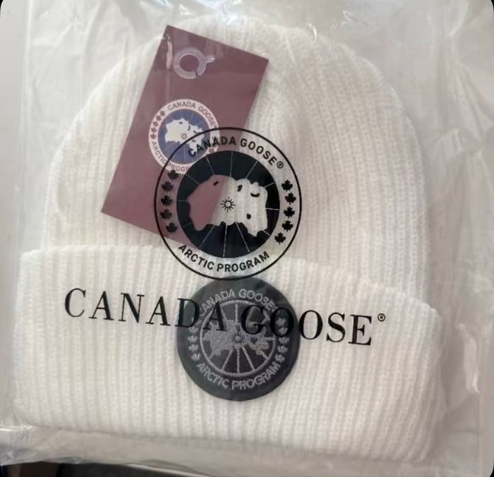 Bonnet Canada goose blanc et noir