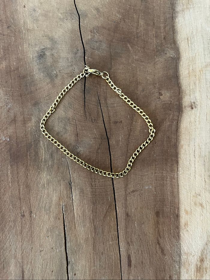 Bracelet