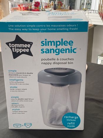 poubelle à couches Simplee Sangenic Tommee Tippee