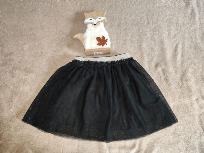 Jupe noir paillettes neuves 8 ans