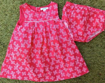 Très belle robe avec culotte assortie