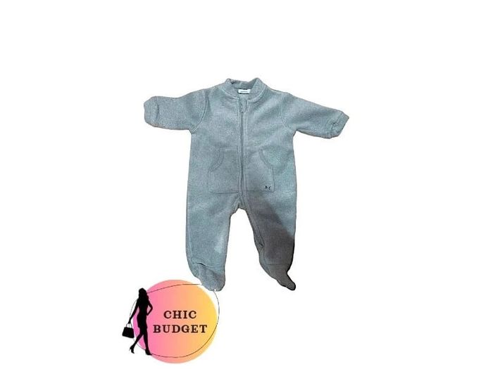 combinaison polaire boutchou gris taille 3 mois