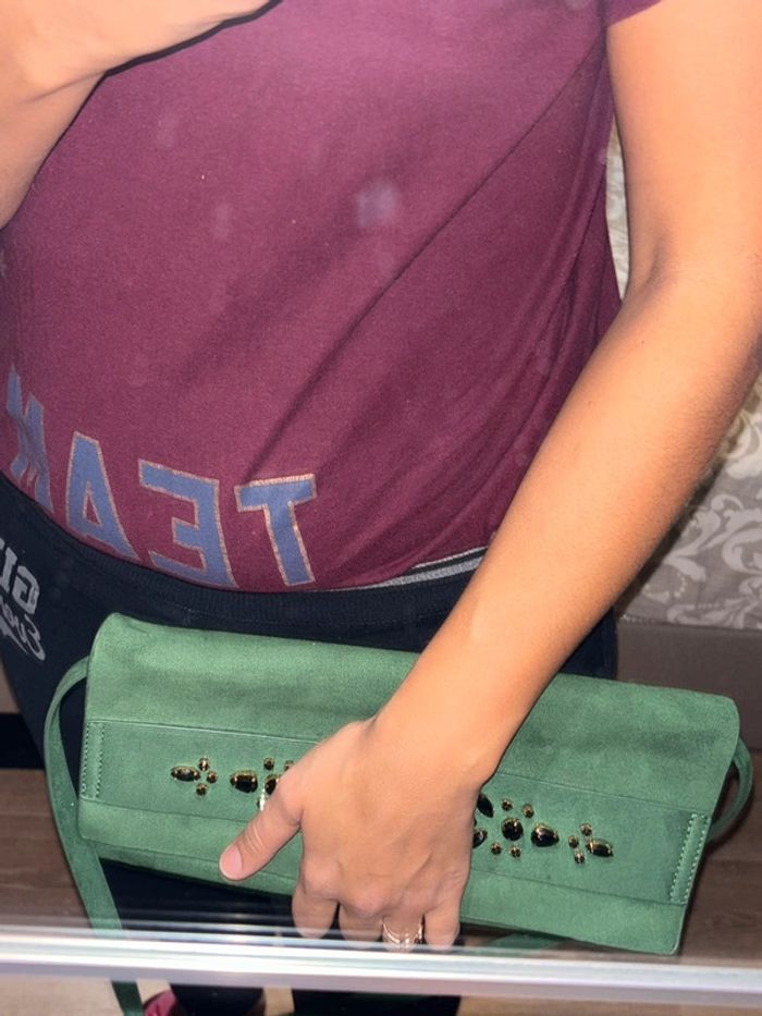 Pochette verte - photo numéro 7