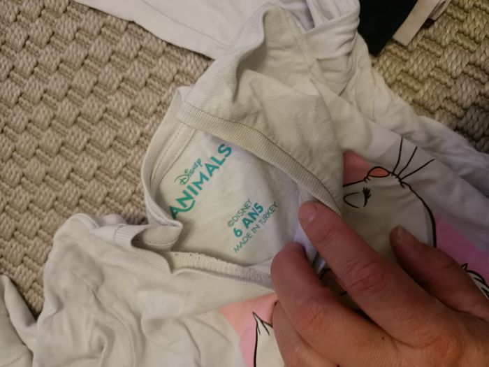 Tee shirt manche longue disney 6 ans - photo numéro 9