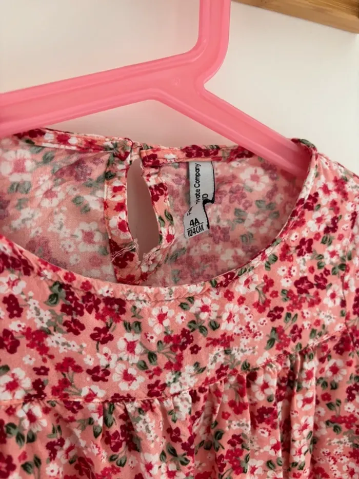 Robe fleurie 4ans - photo numéro 2