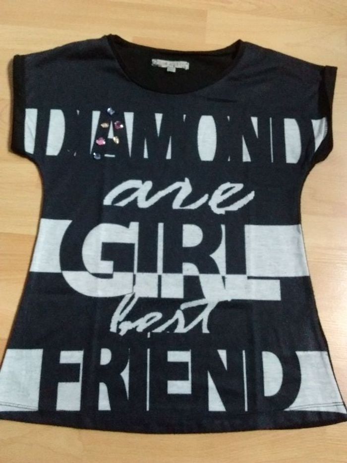 tee-shirt