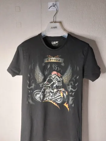 Tee-shirt noir imprimé " up"