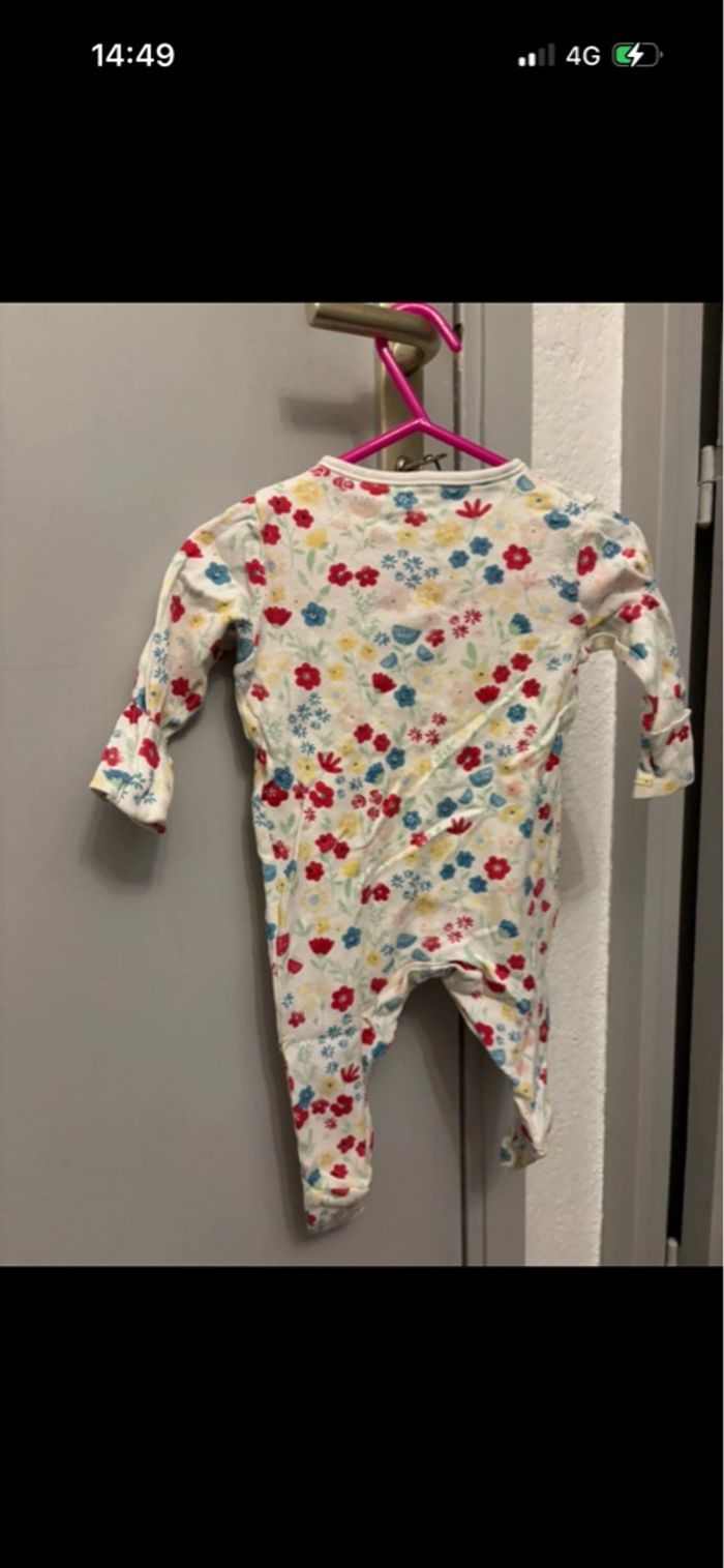 Babigros fleuri primark 3/6 mois - photo numéro 2