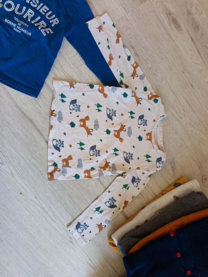 Lot 4 hauts tee shirts manches longues 24 mois 2 ans - photo numéro 8