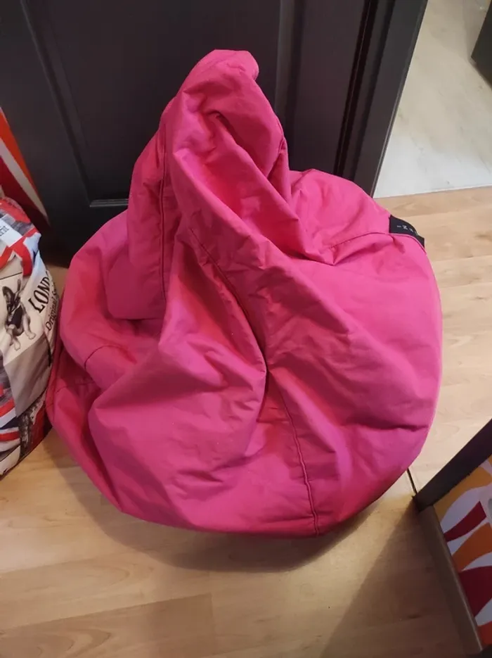 Pouf rose - photo numéro 2