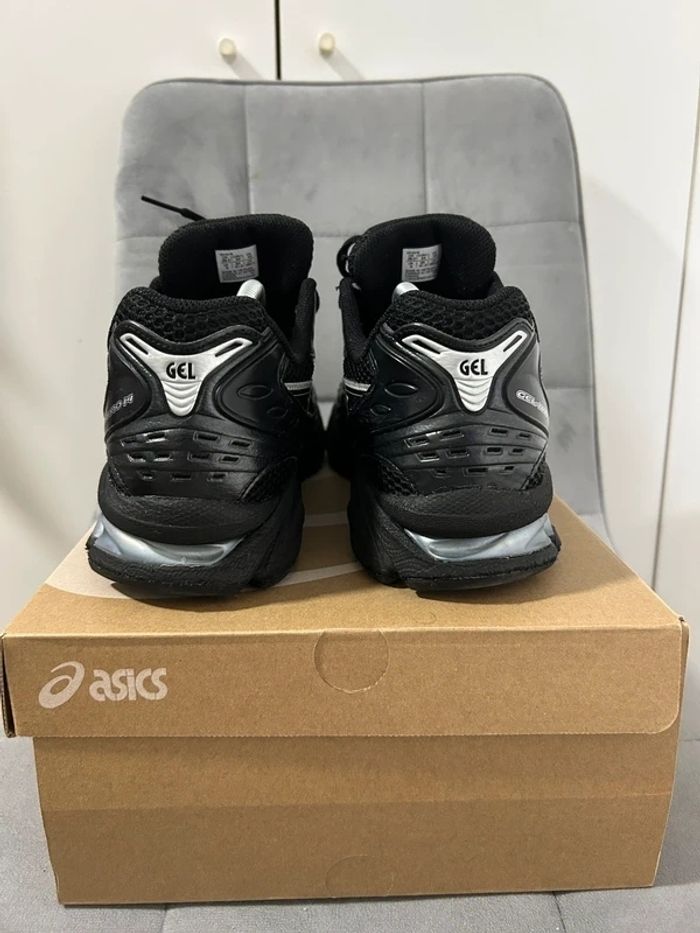 ASICS Gel Kayano 14 40 - photo numéro 4