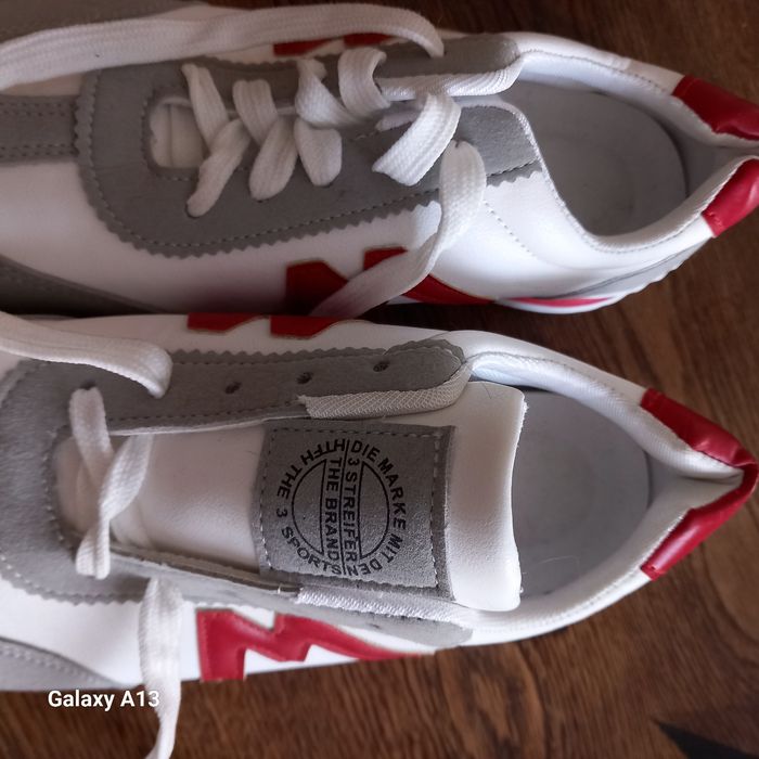 Baskets neuve  41 - photo numéro 2