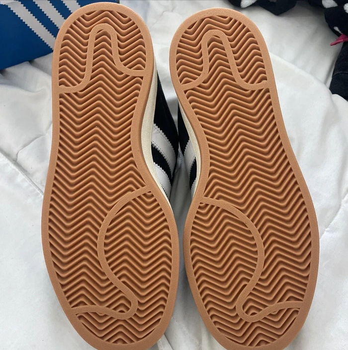 Baskets Adidas Campus 00S  taille 40 - photo numéro 3