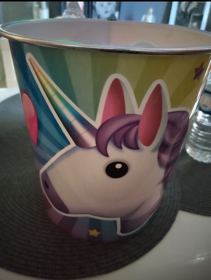 Lot ou à l'unité poubelles de bureau "emojis" en très bon état - photo numéro 3